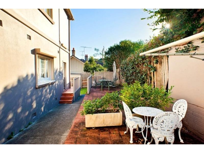 184 & 186 Brook St, Coogee NSW 2034