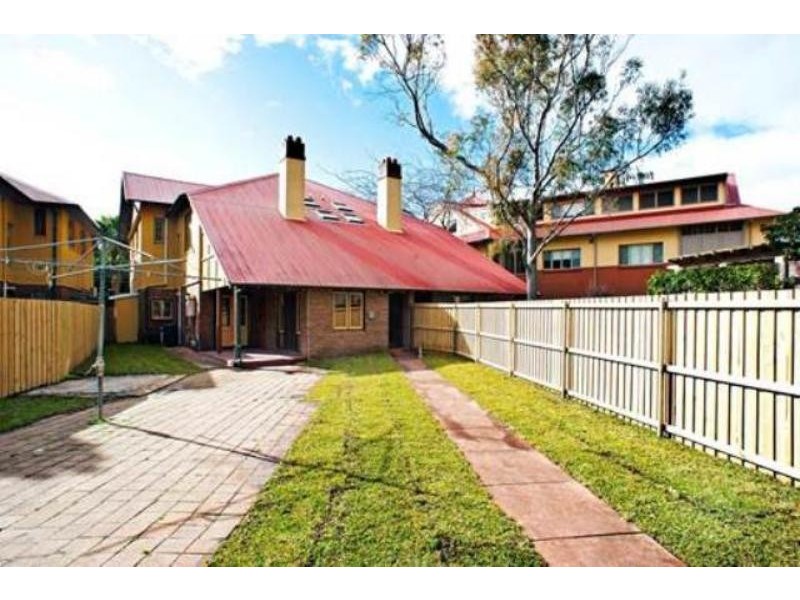 11 General Bridges Cres, Daceyville NSW 2032