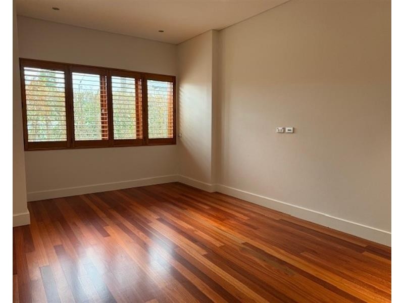 10 Isabella Street, Queens Park NSW 2022