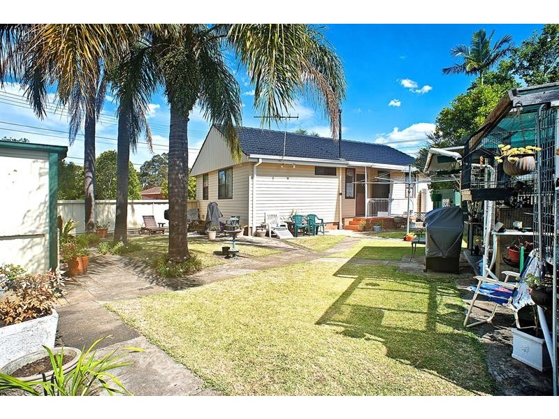 2 Hilda St, Bass Hill NSW 2197