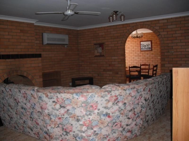 16 Peppermint Pl, Grafton NSW 2460