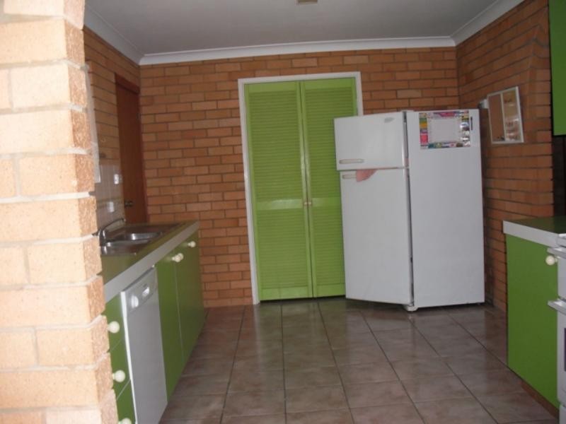 16 Peppermint Pl, Grafton NSW 2460