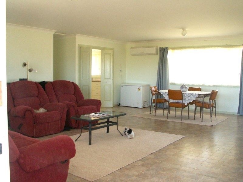 4 Stephen St, Manilla NSW 2346