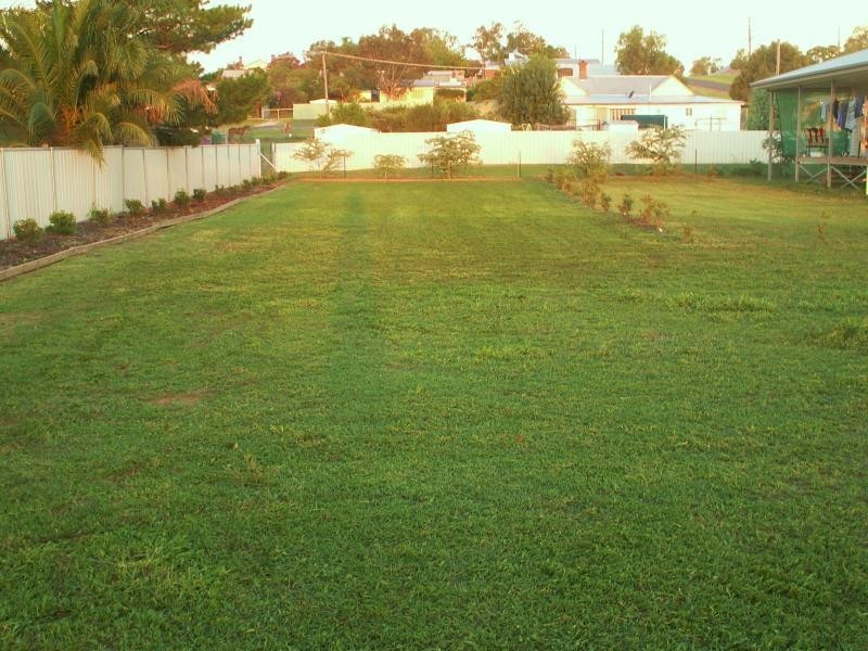 4 Stephen St, Manilla NSW 2346