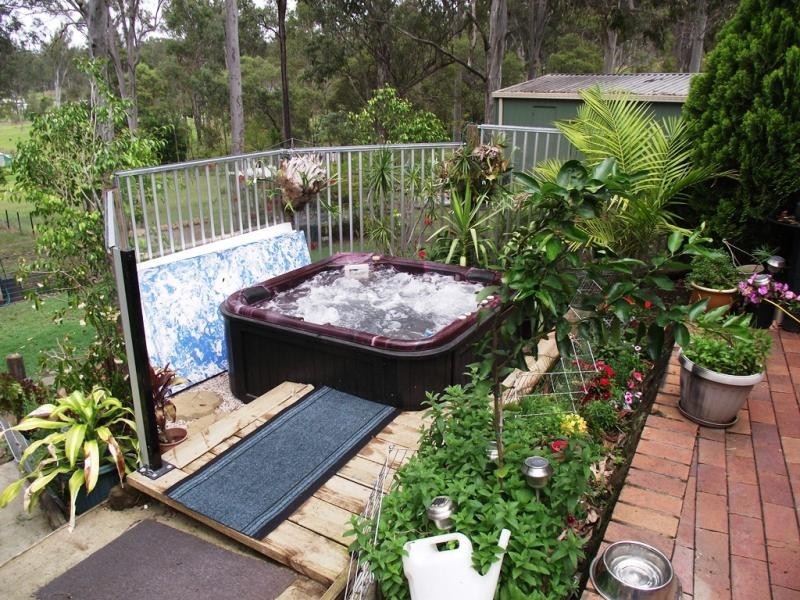 14 Eucalypt Dr, Grafton NSW 2460