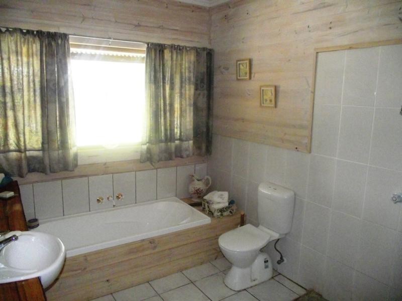 1 Maddison Pl, Waterview Heights NSW 2460