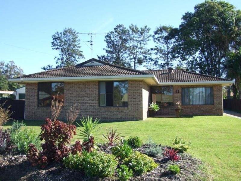 41 Lakkari St, Coutts Crossing NSW 2460