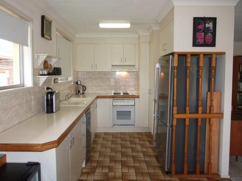66 Mallawa Dr, Palm Beach QLD 4221