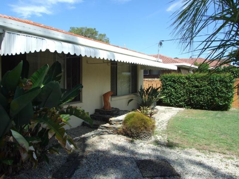 66 Mallawa Dr, Palm Beach QLD 4221
