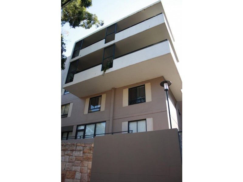 9 Hunter St, Waterloo NSW 2017