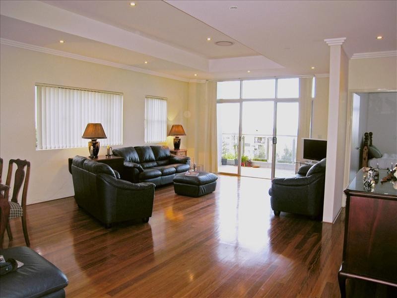 26/34 Penkivil St, Bondi NSW 2026