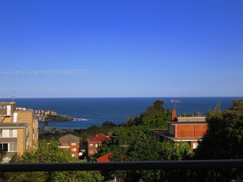 27/30 Penkivil St, Bondi NSW 2026