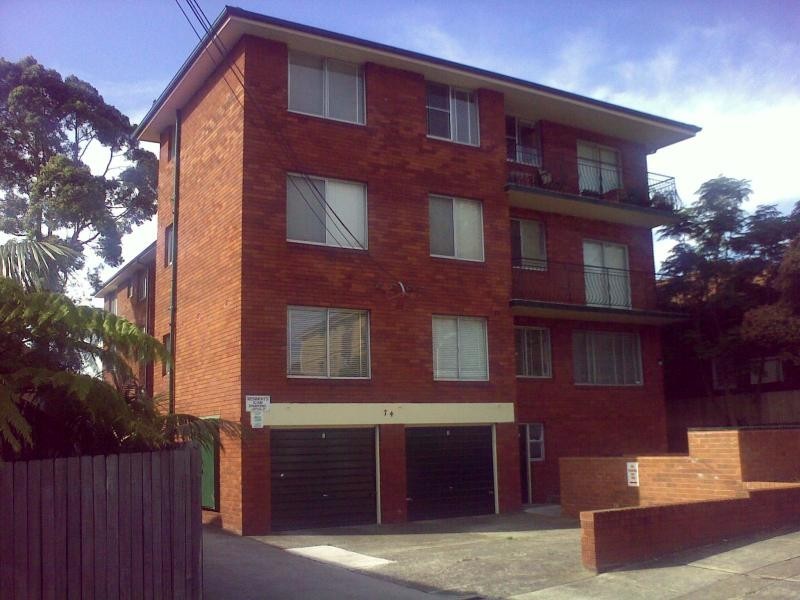 2/74 Alt St, Ashfield NSW 2131