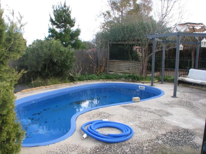 98 Ryall St, Canowindra NSW 2804