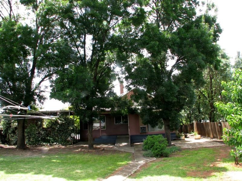 91 Ryall St, Canowindra NSW 2804