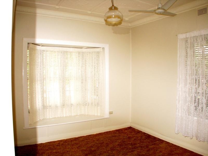 91 Ryall St, Canowindra NSW 2804