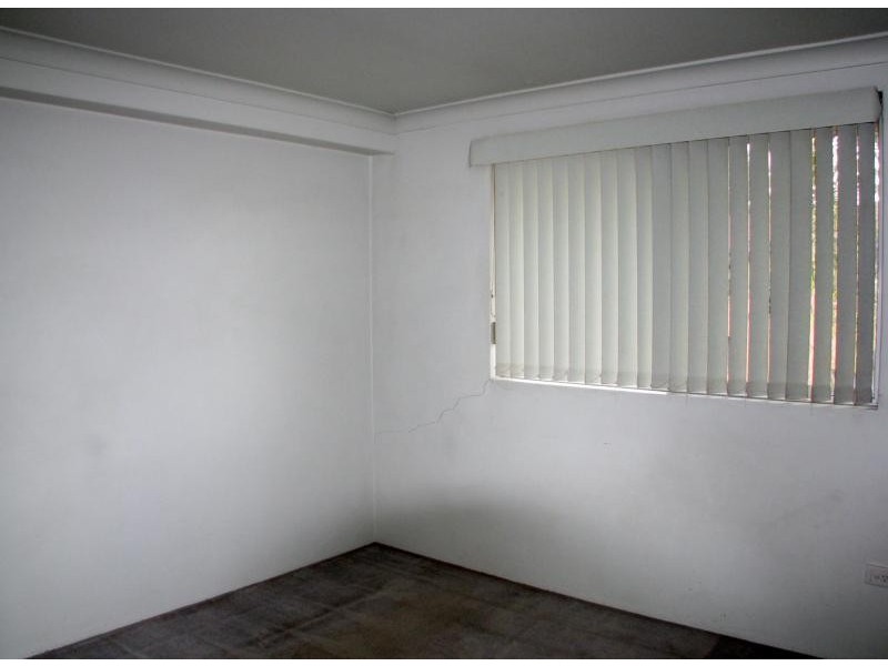 18/37-39 Memorial Ave, Merrylands NSW 2160