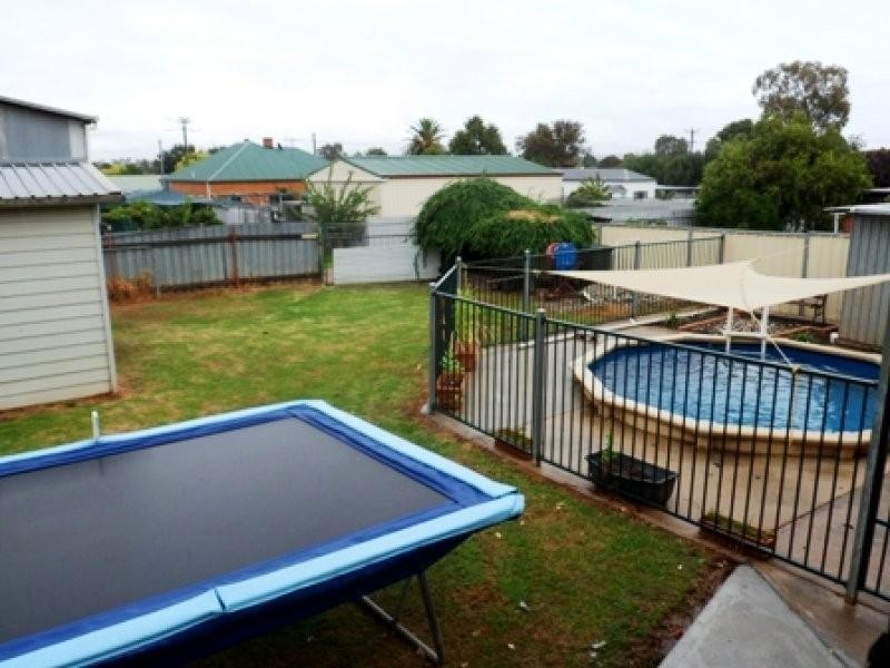 53 Belmore St, Canowindra NSW 2804