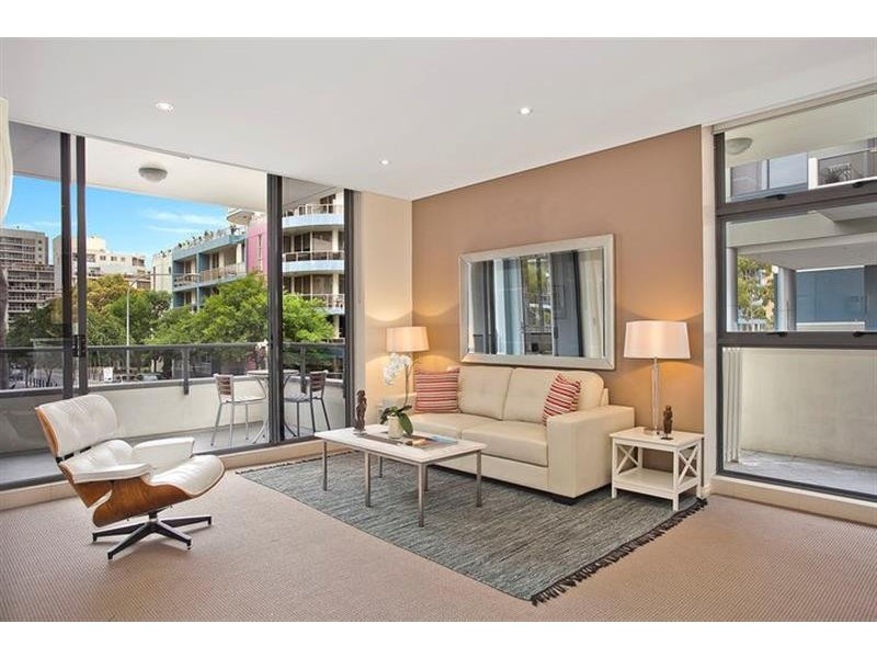 28 Danks St, Waterloo NSW 2017