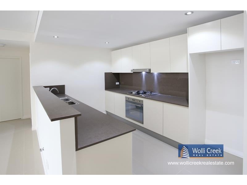 42 Pemberton St, Botany NSW 2019