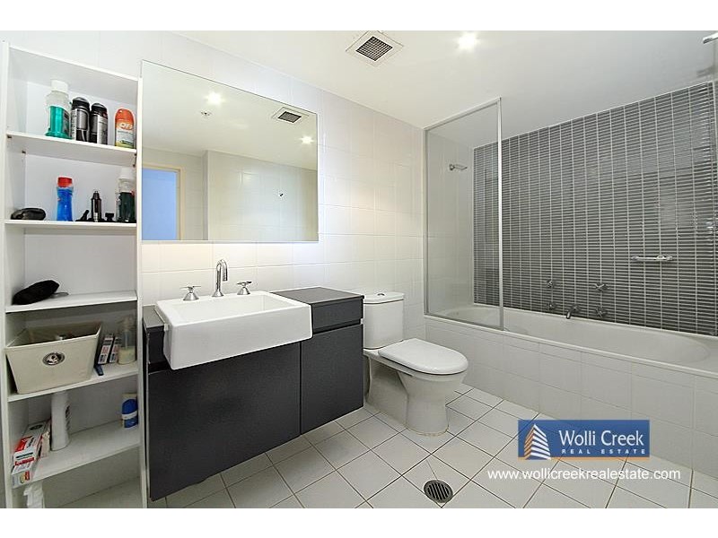 B1101/35 Arncliffe St, Wolli Creek NSW 2205