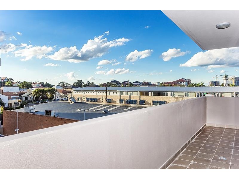 H301/9-11 Wollongong Rd, Wolli Creek NSW 2205