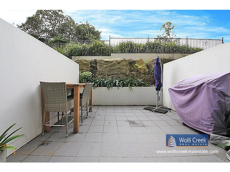 207/2 Brodie Spark Dr, Wolli Creek NSW 2205