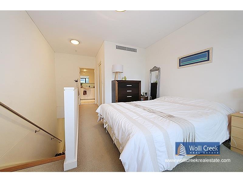 207/2 Brodie Spark Dr, Wolli Creek NSW 2205