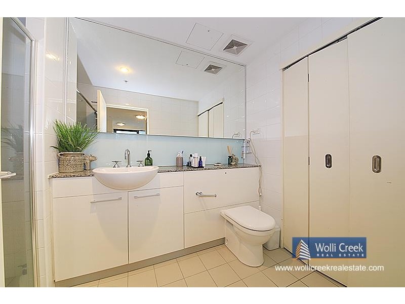 207/2 Brodie Spark Dr, Wolli Creek NSW 2205