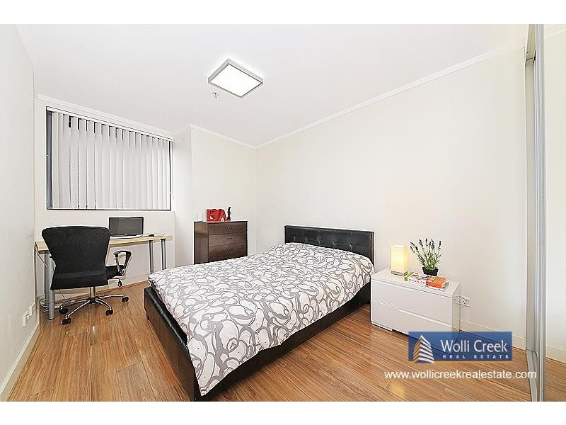 B204/35 Arncliffe St, Wolli Creek NSW 2205