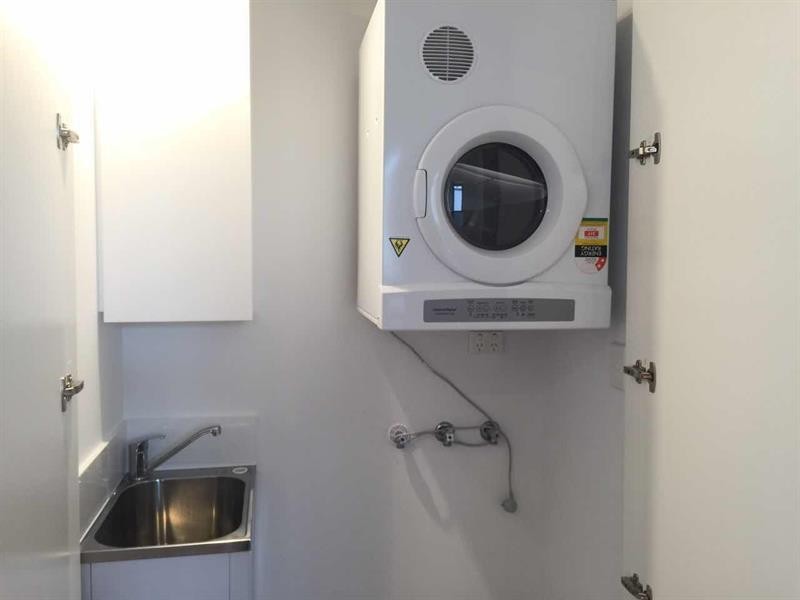 2 Chisholm St, Wolli Creek NSW 2205