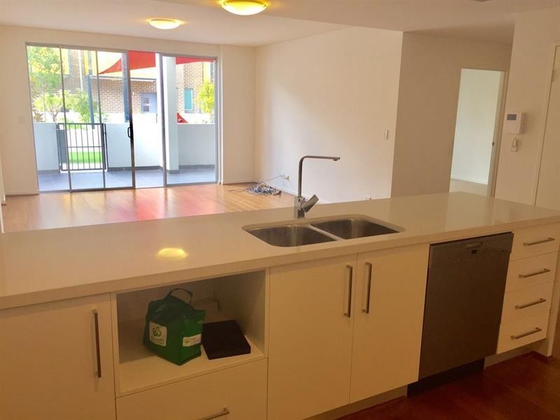 402/43 Cranbrook St, Botany NSW 2019