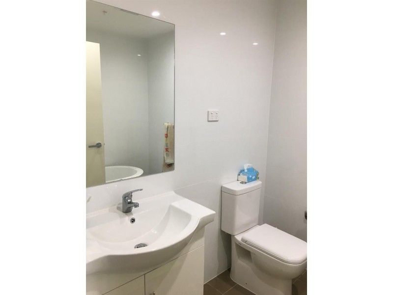 70/1 Browne  Pde, Warwick Farm NSW 2170