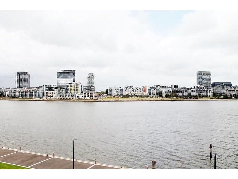 C5.606/1 Half St, Wentworth Point NSW 2127
