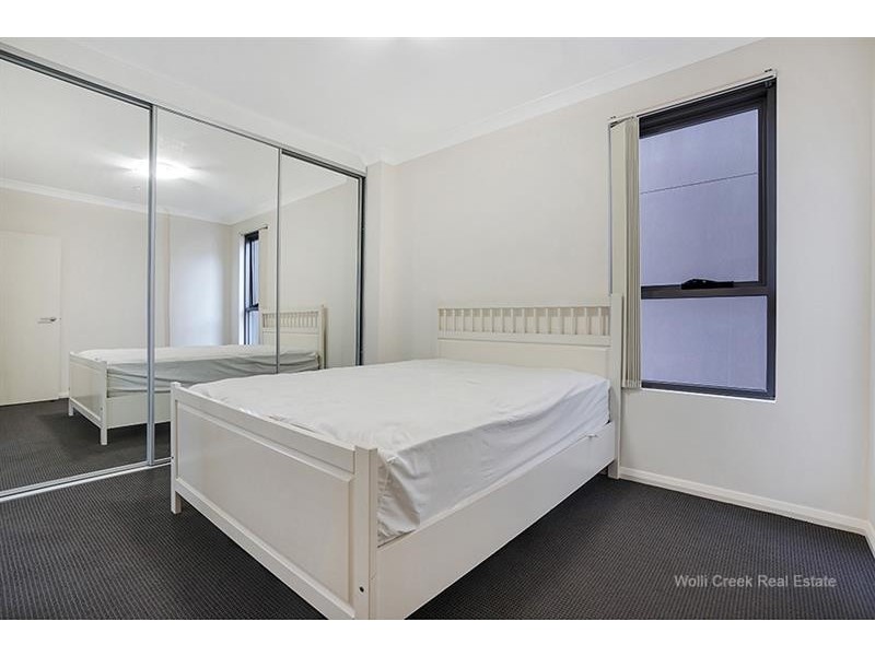 32/1 Browne Pde, Warwick Farm NSW 2170