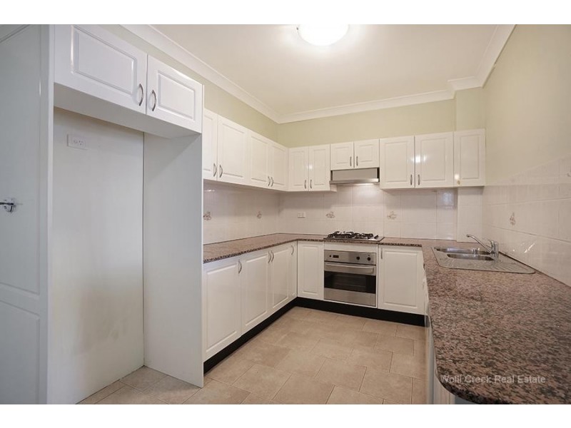 2/1 Cole St, Hurstville NSW 2220
