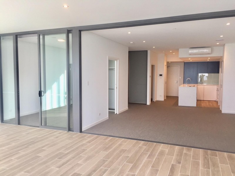 E1 1403/11 Wentworth Point Place, Wentworth Point NSW 2127