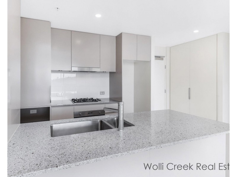 608/2 Discovery Point Place, Wolli Creek NSW 2205
