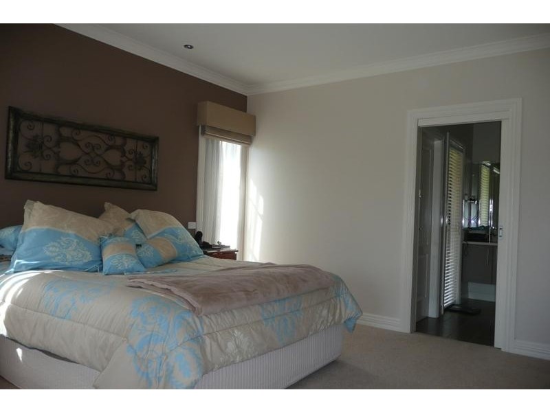 Lucknow NSW 2800