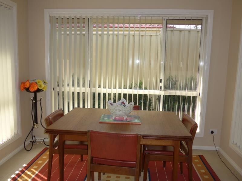 66 Kearneys Dr, Orange NSW 2800