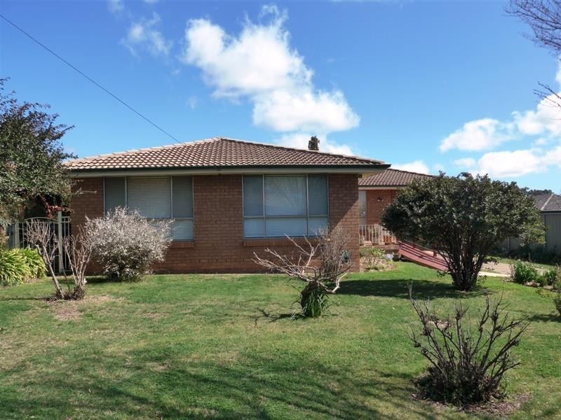 7 Sepik Pl, Orange NSW 2800