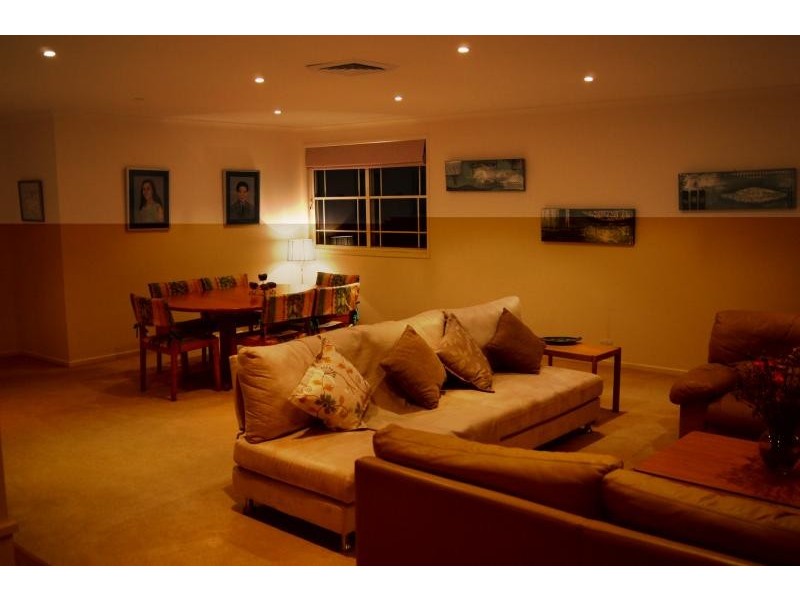 94 Range Rd, West Pennant Hills NSW 2125