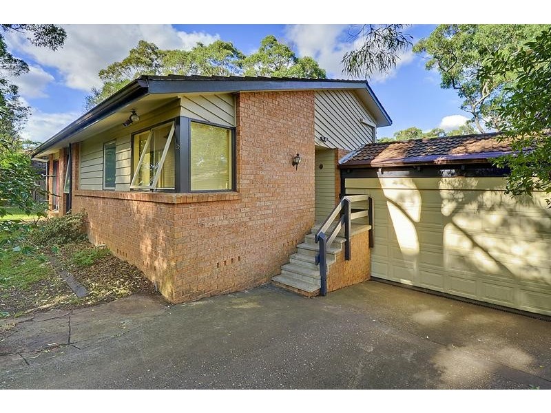 26 Russell Cres, Westleigh NSW 2120