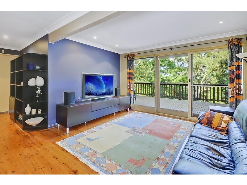 26 Russell Cres, Westleigh NSW 2120