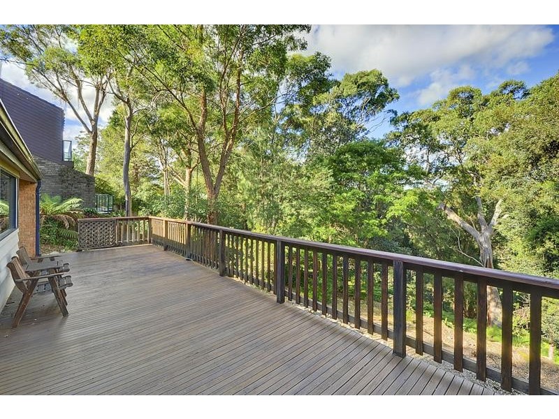 26 Russell Cres, Westleigh NSW 2120