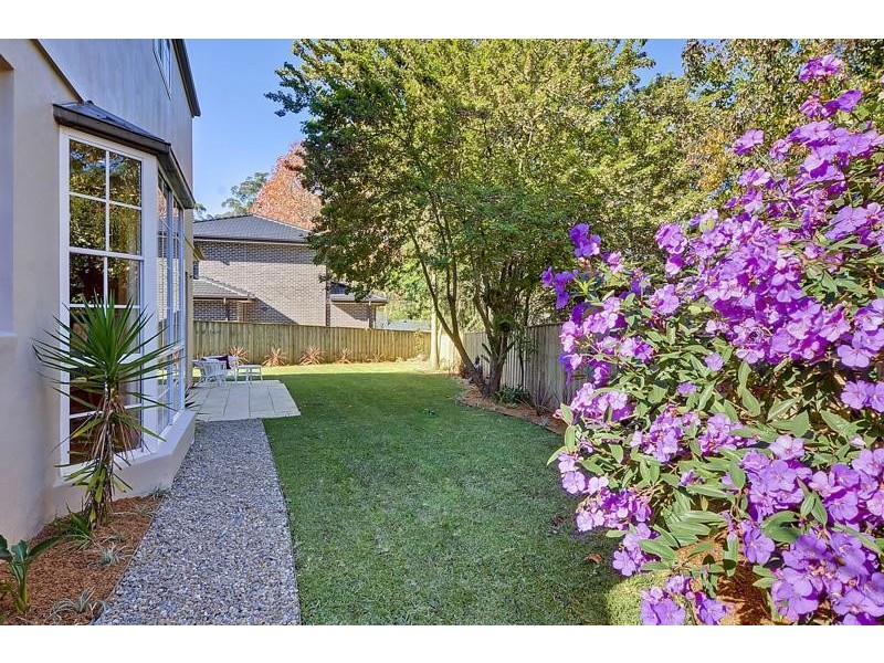 48 New Farm Rd, West Pennant Hills NSW 2125