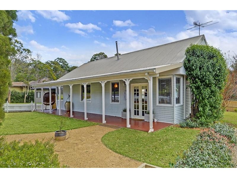 8 Tillock St, Thornleigh NSW 2120