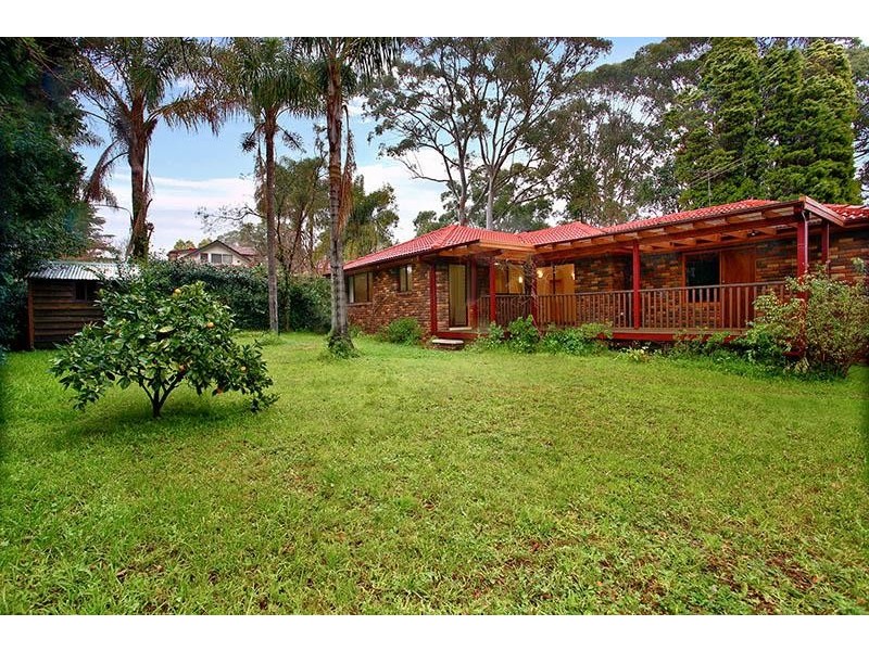 8 Loftus  Rd, Pennant Hills NSW 2120