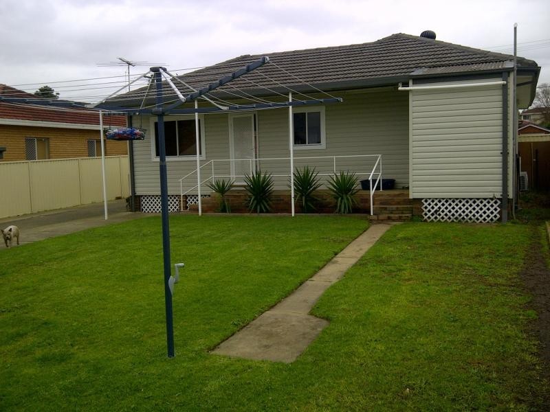 99 Darling St, Greystanes NSW 2145