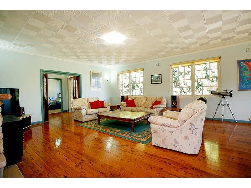 66 New Line  Rd, West Pennant Hills NSW 2125